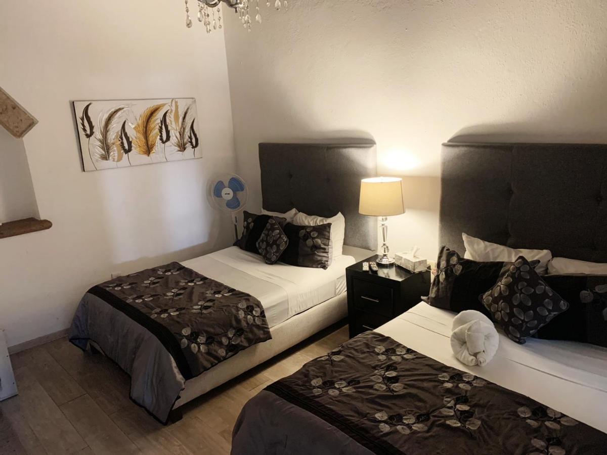 M Hoteles Concepto Морелия Экстерьер фото